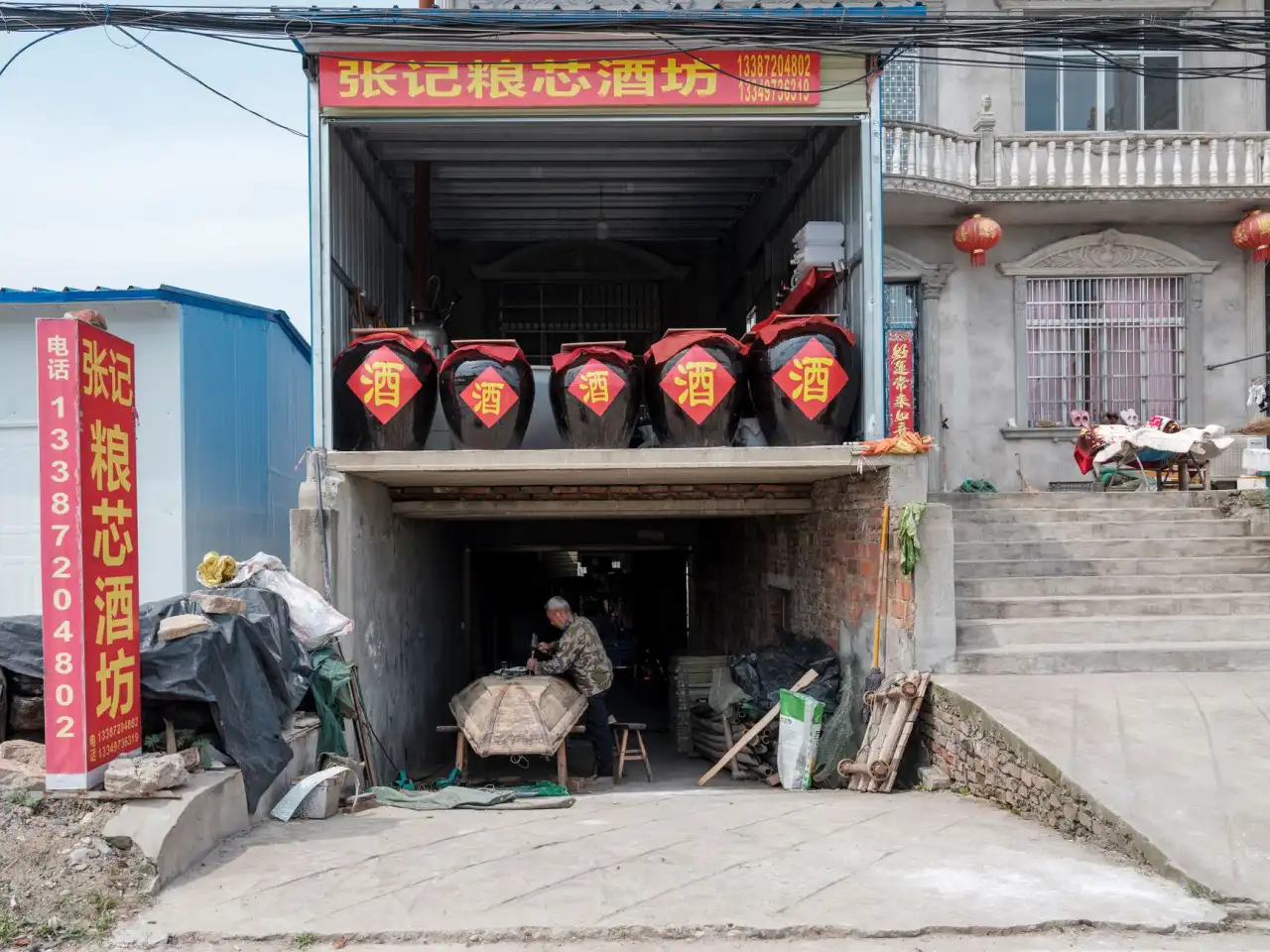 临沂诺达电商储物柜与整理箱材质对比及适用场景分析