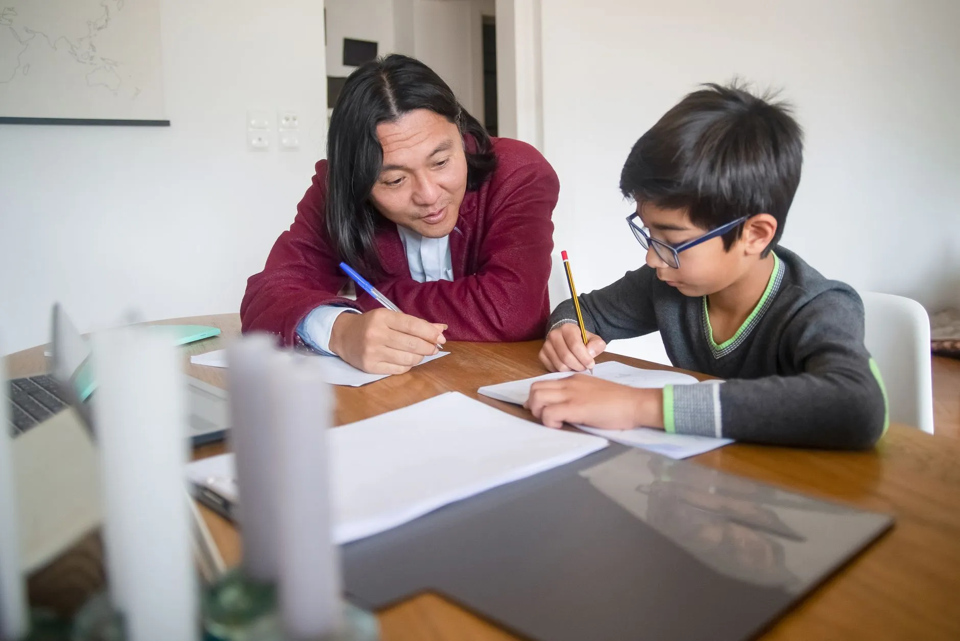 家居储物柜选购指南：三步确定尺寸与功能配置